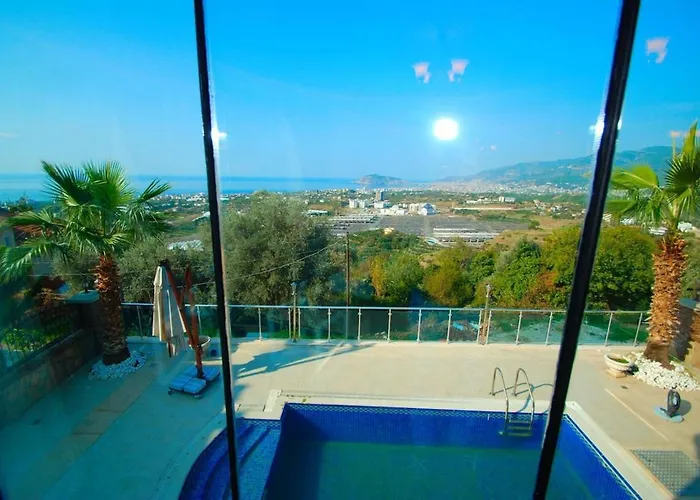Luxury With Pool, Sea View فيلة